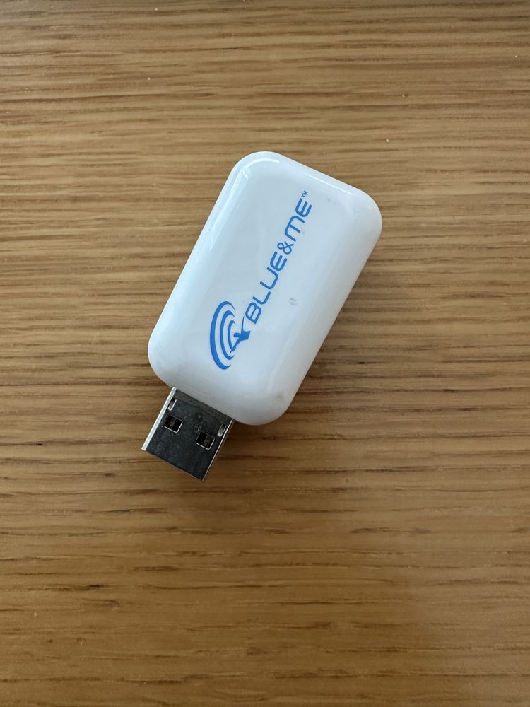 Adaptador Blue&Me FIAT para iphone.