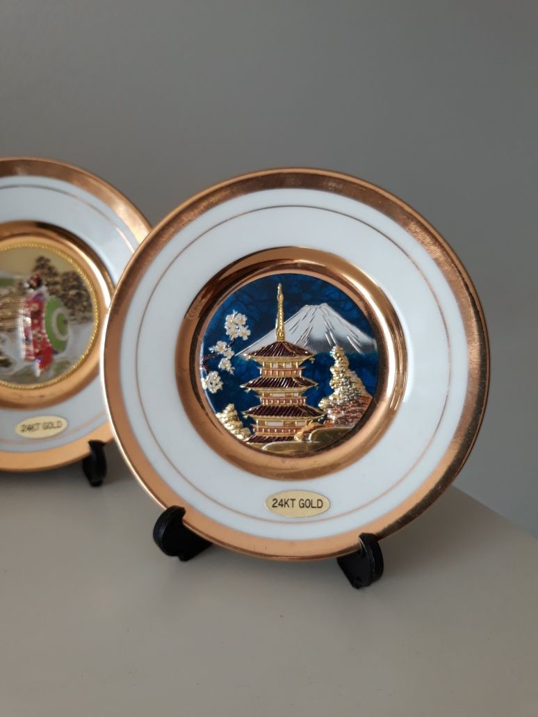 4 pratos porcelana Chokin Japonesa pintada à mão e ouro 24k