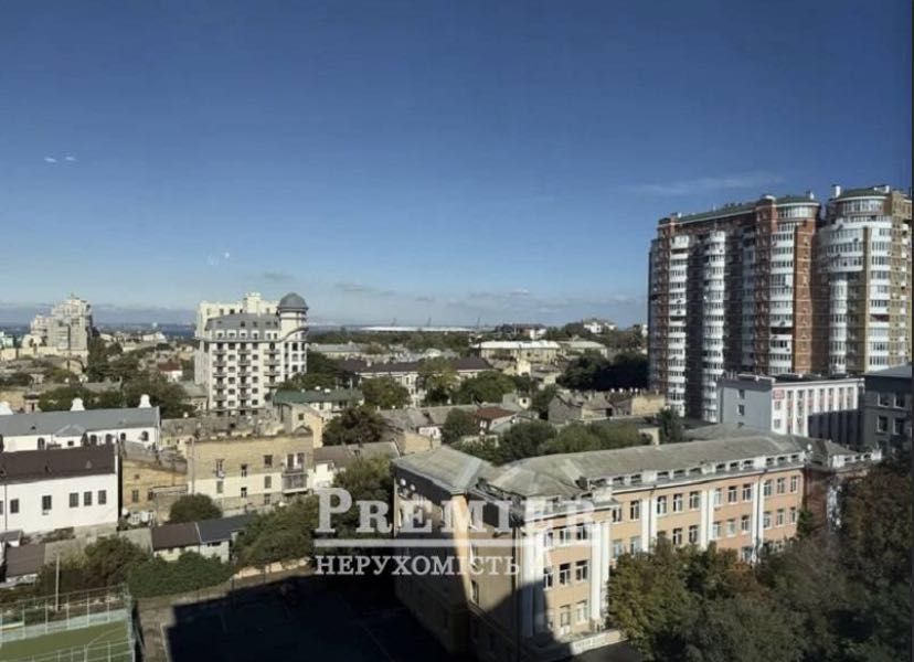 Элітна квартира біля моря в ЖК «Башня Чкалов» — світло 24/7!