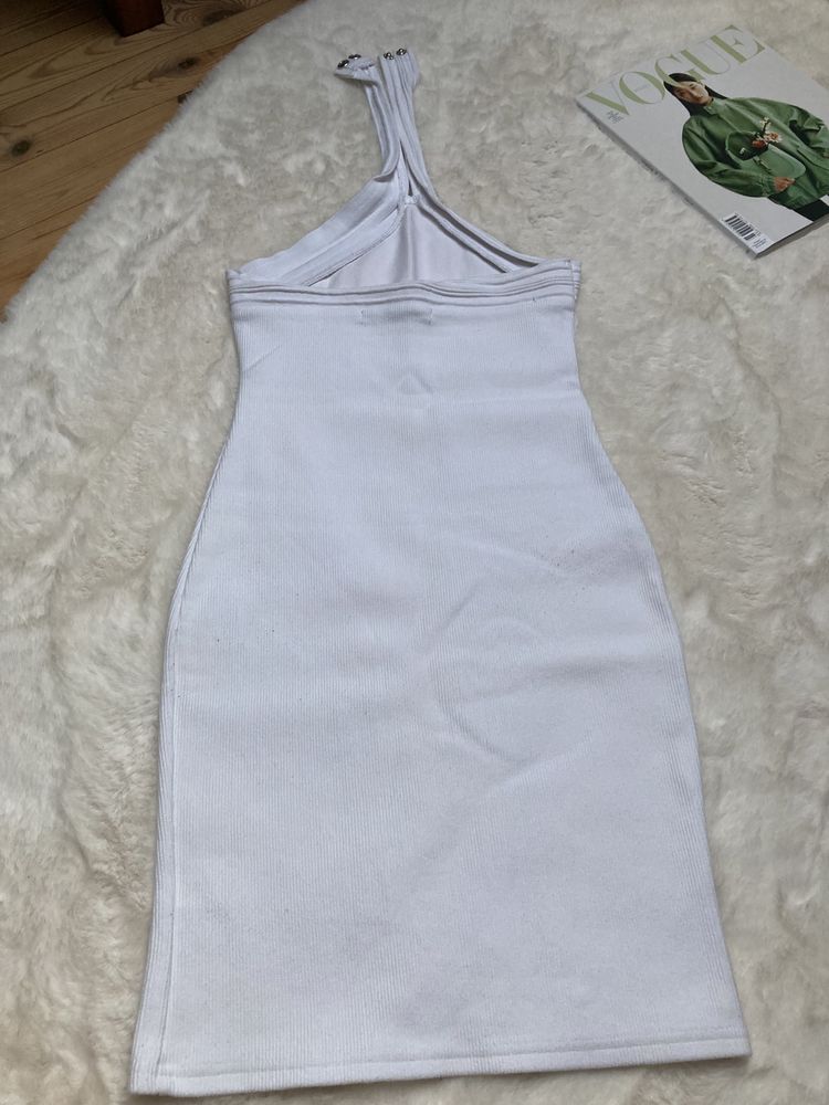 Sukienka dekolt halter prążki lato randka okazja Bik Bok XS