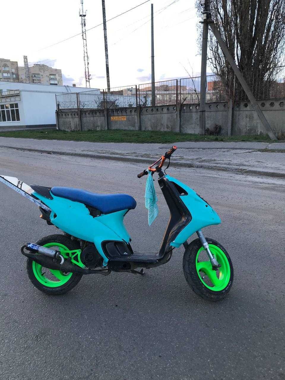 Piaggio NRG (STUNT)