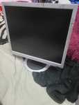 Monitor samsung syncmaster 710N