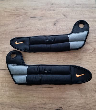 NIKE accessories obciążniki 2 x 1,1 kg (5lb)