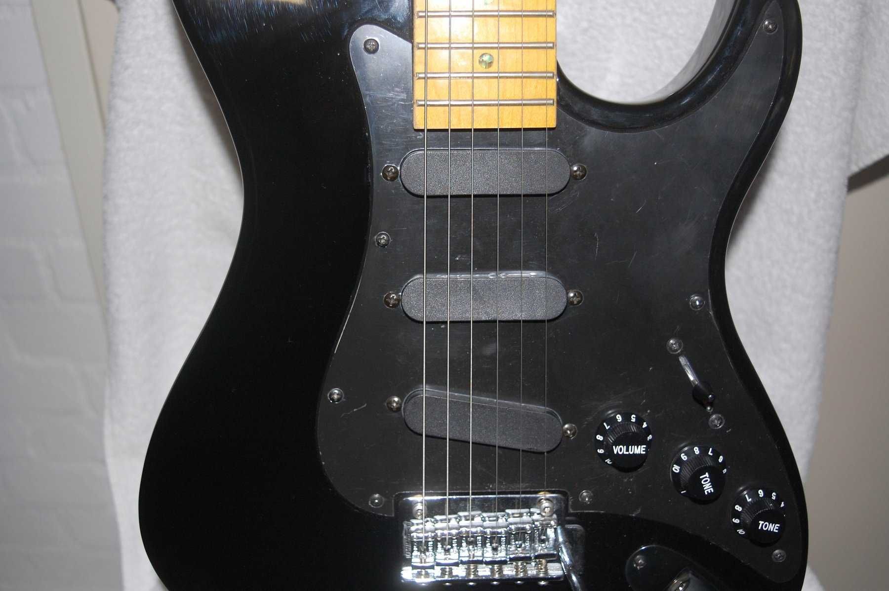 Stratocaster - Guitarra elétrica