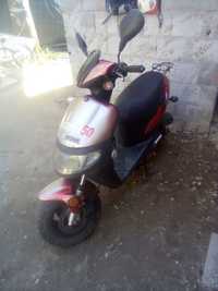 vendo scooter caper 50