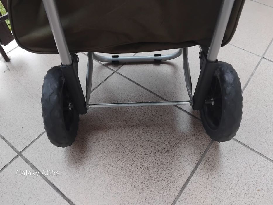 Wózek zakupowy w kolorze khaki