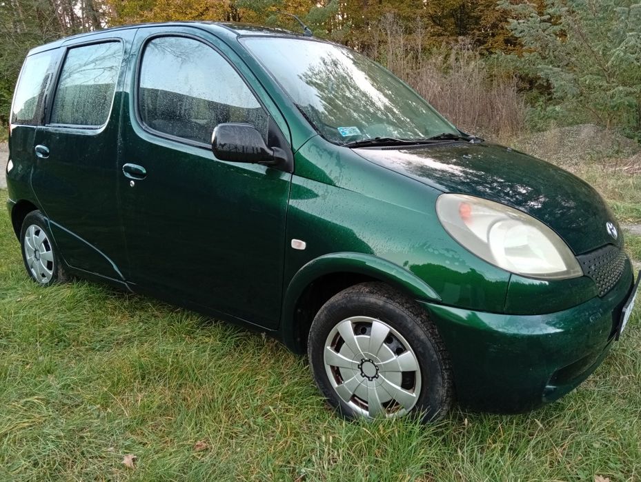 Toyota Yaris Verso