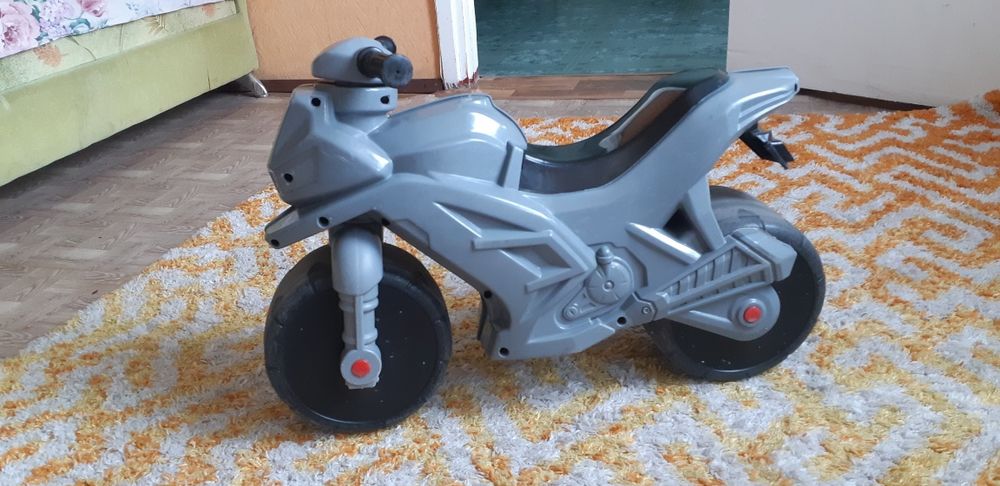 Мотоцикл беговел