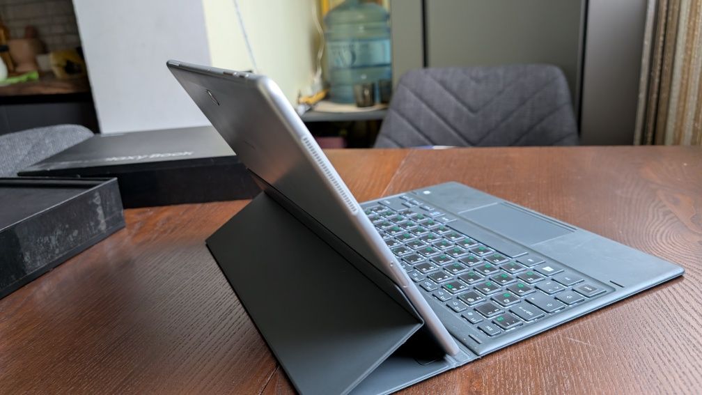Продам планшет Samsung Galaxy book 12