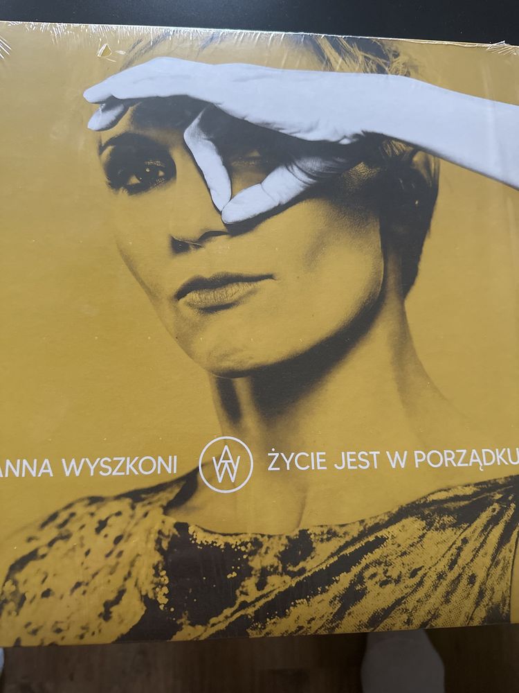 Ania Wyszkoni - Życie jest w porządku
