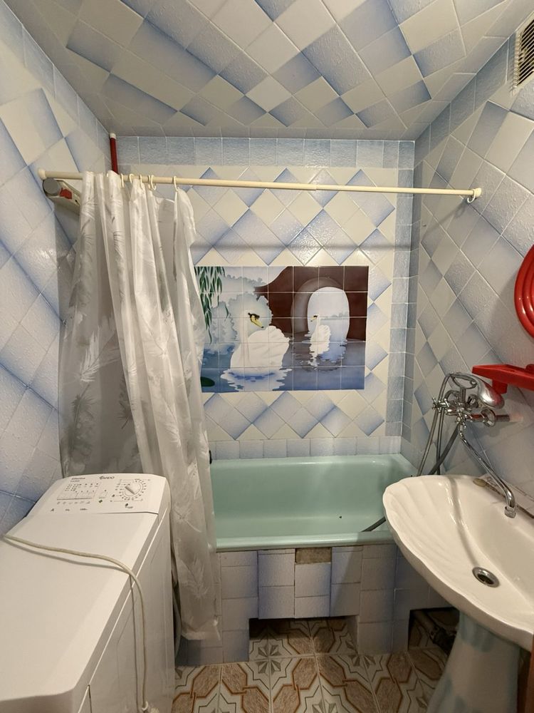 Продам 2 кім. Квартиру Вул.Чкалова.Днс низ