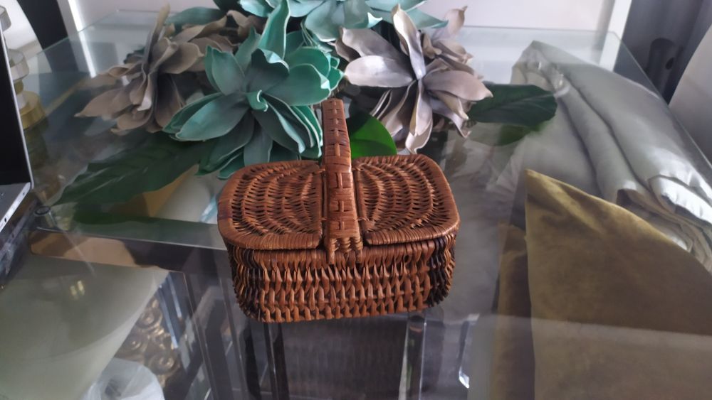 Cesto antigo  ( + de 45 anos )