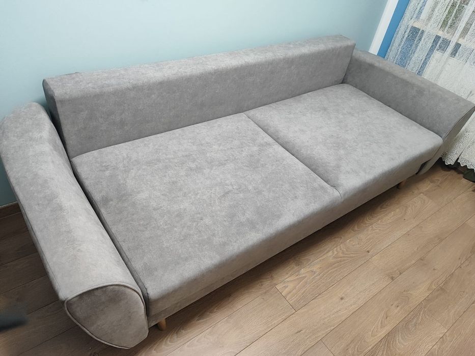 WYGODNA  Sofa z funkcją spania.