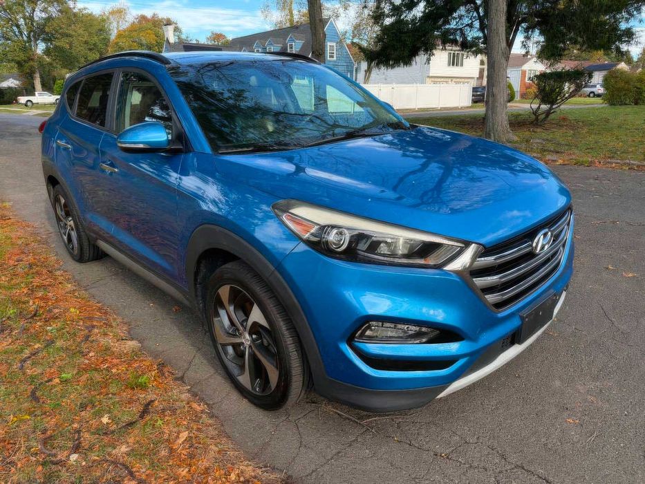 Hyundai Tucson      2017