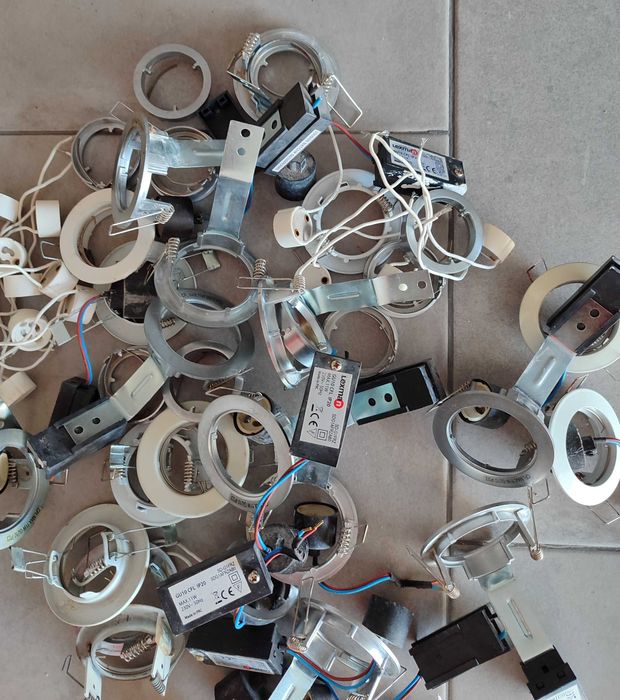 FOCOS Lote Cerca 30 Focos