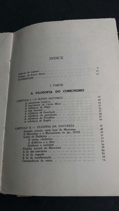 Livro "Filosofia do Comunismo"  de J.Mc Fadden.  De 1961.