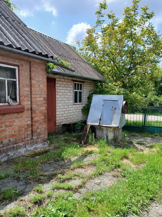 Продам хату село Вишневе