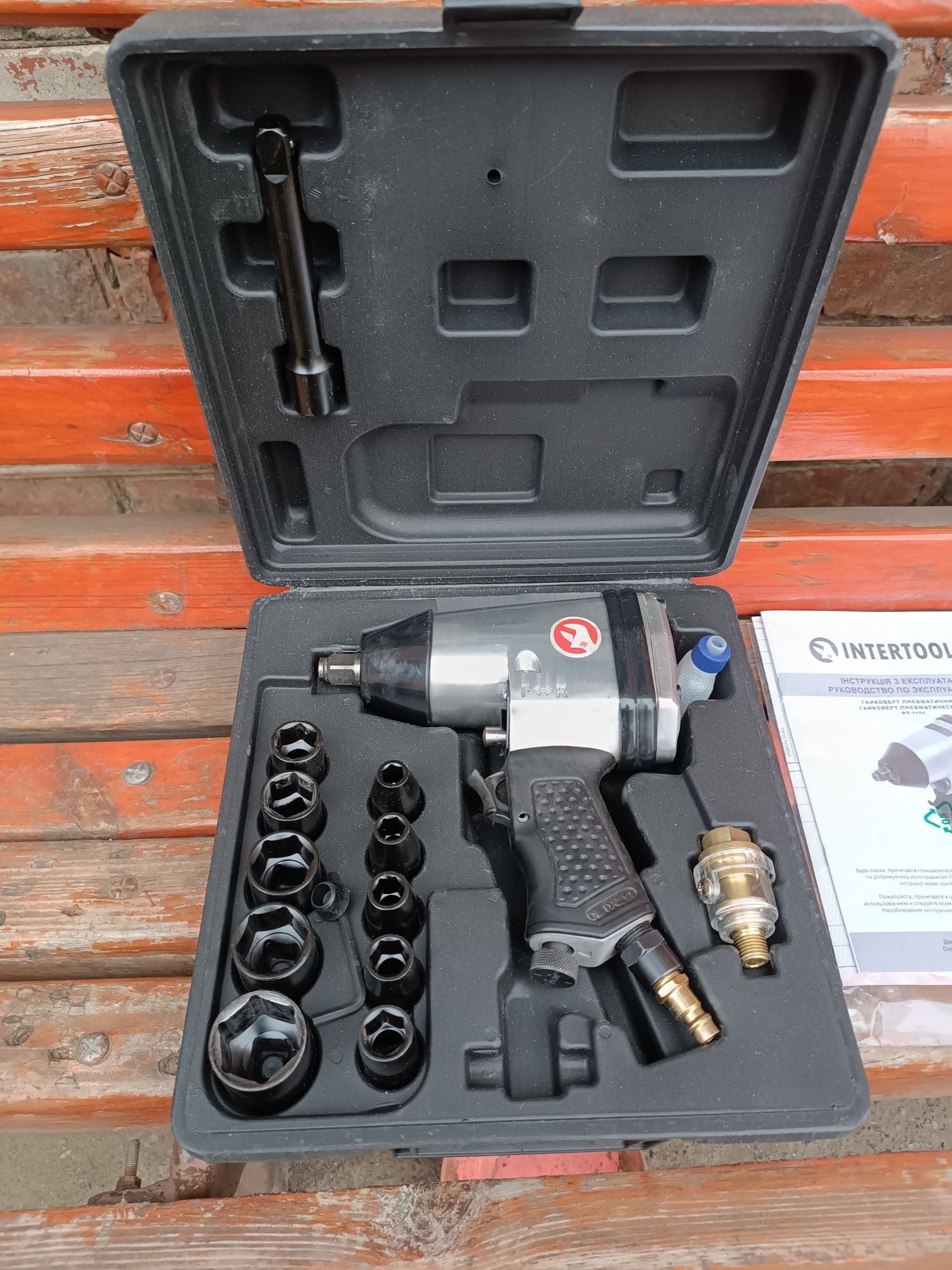 Гайковерт пневматичний INTERTOOL PT-1101