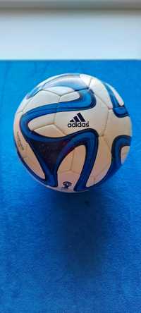 Футбольний м'яч Adidas Brazuka з Німеччини відмінний стан