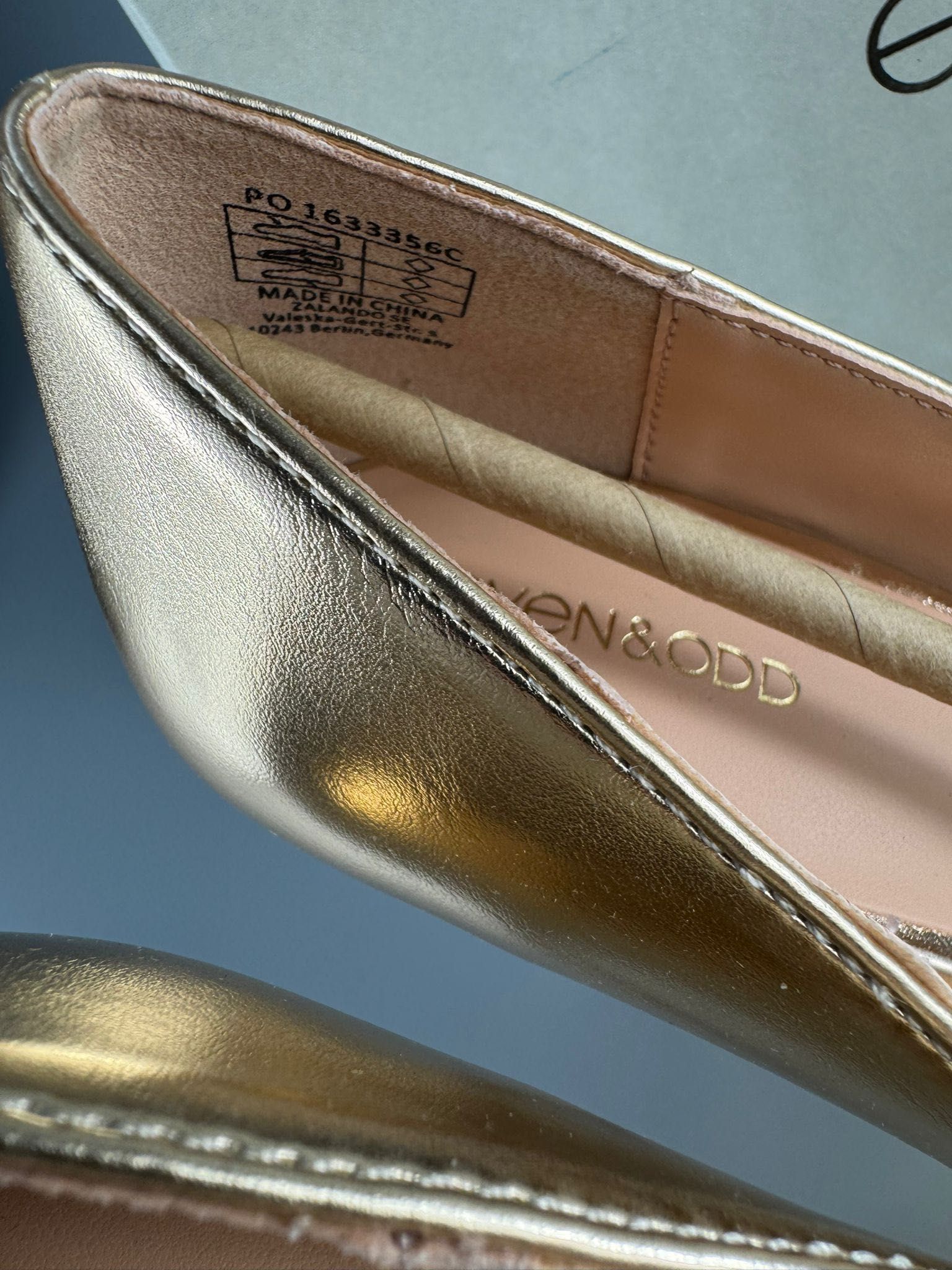 Nowe buty na obcasie szpilki EVEN & ODD złote 38