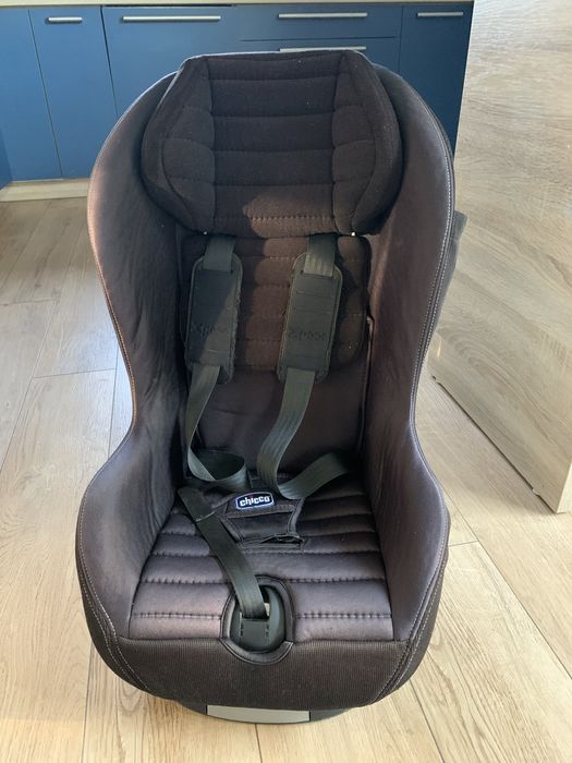 Fotelik samochodowy 9-18kg Chicco