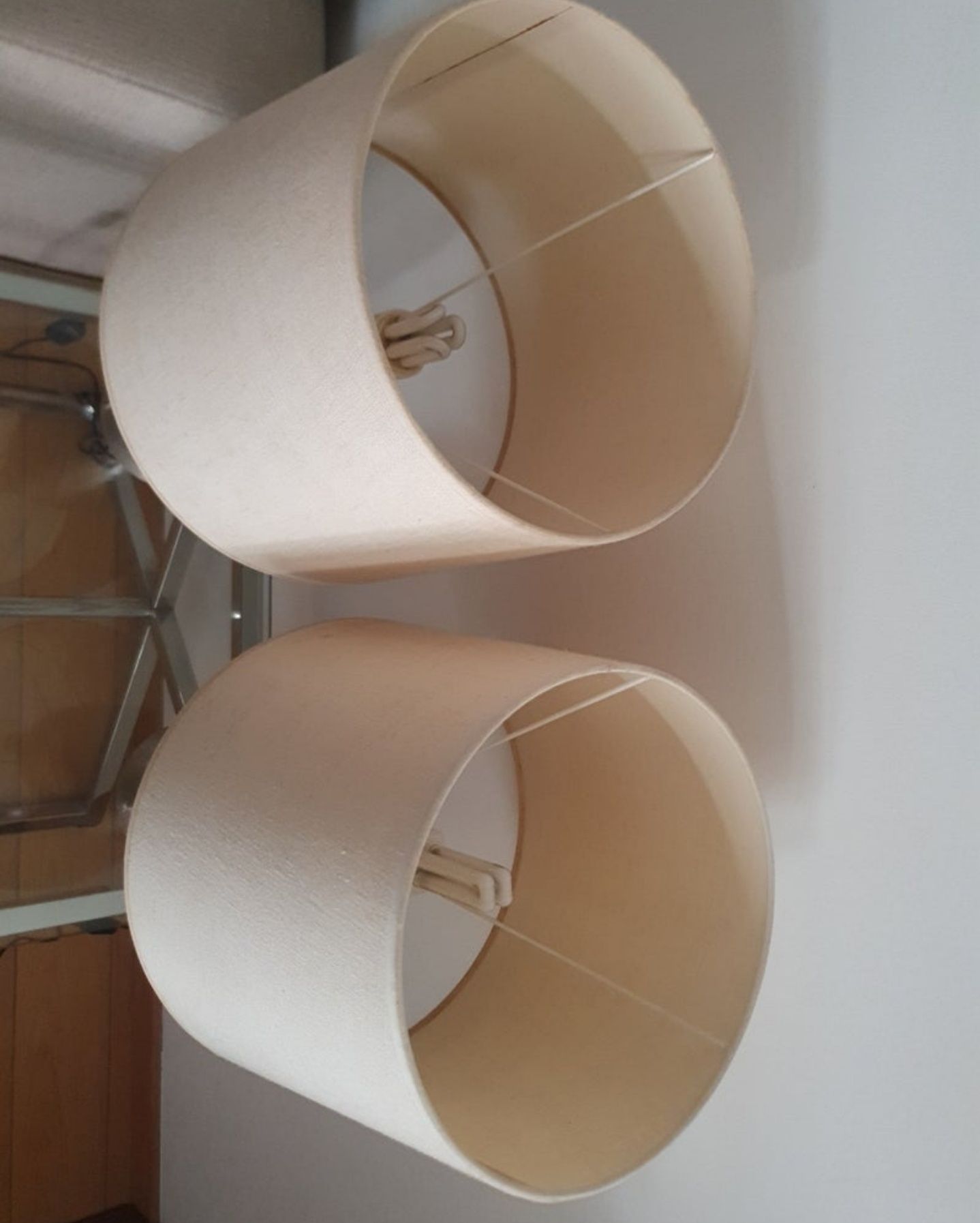 Candeeiros 60cm c/ abajur beje