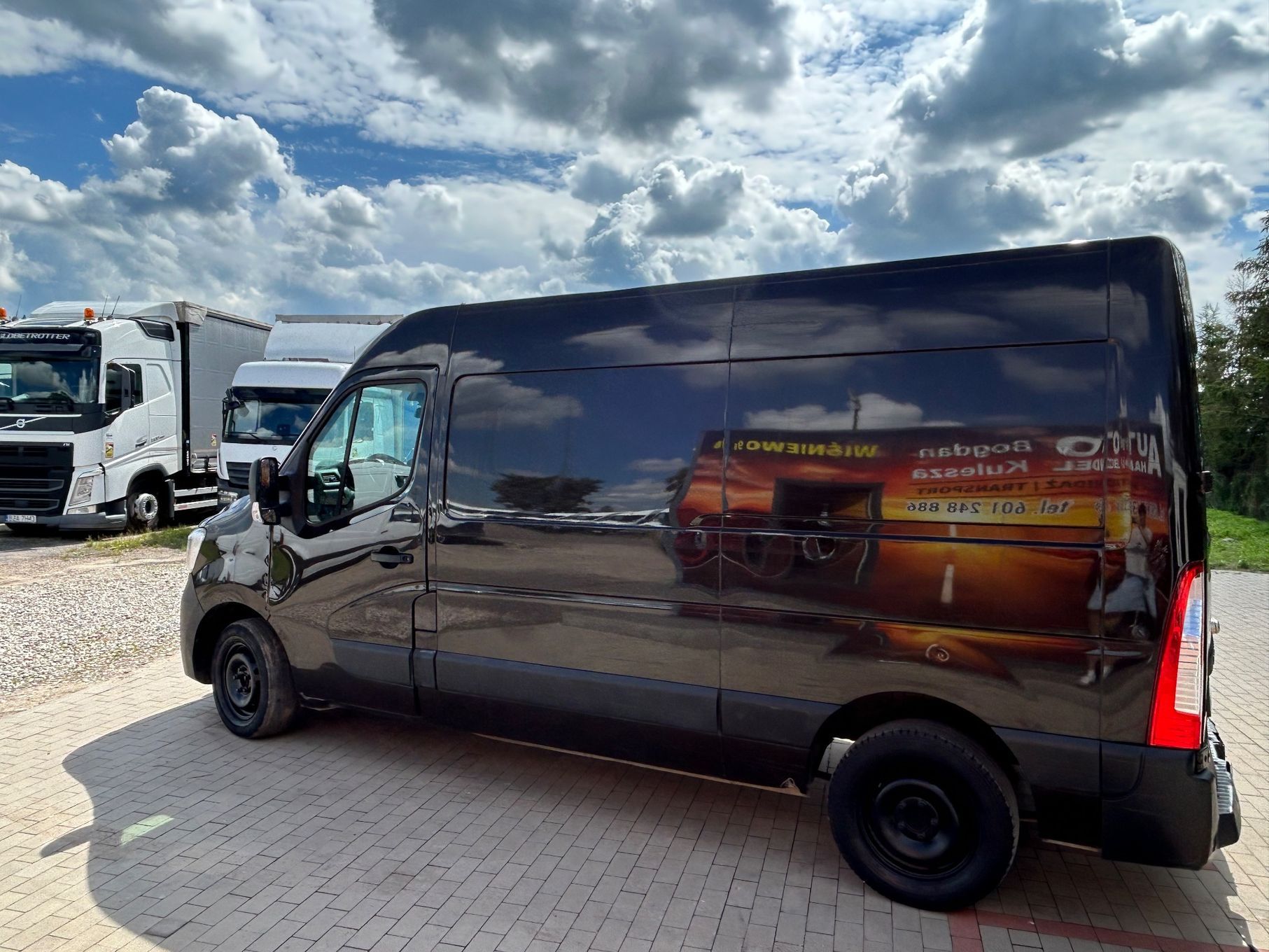 Renault Master  Renault Master