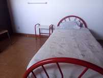 Quinta do Conde - Arrenda se Quartos Mobilados