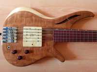 Gitara basowa bass fretless 5 strun semi hollow body