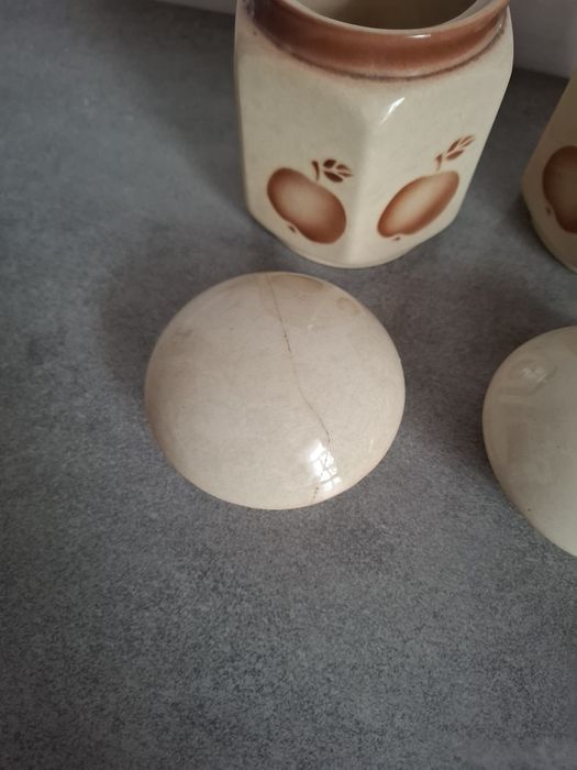 Zestaw 3 pojemników kuchennych ceramicznych VINTAGE / PRL jabłka