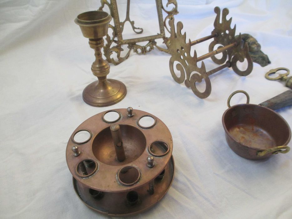 Bronzes e Cobres para coleção.