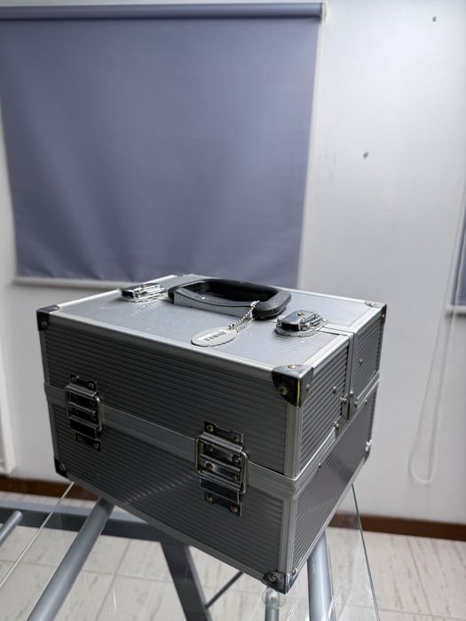 Mala de maquilhagem NOVA