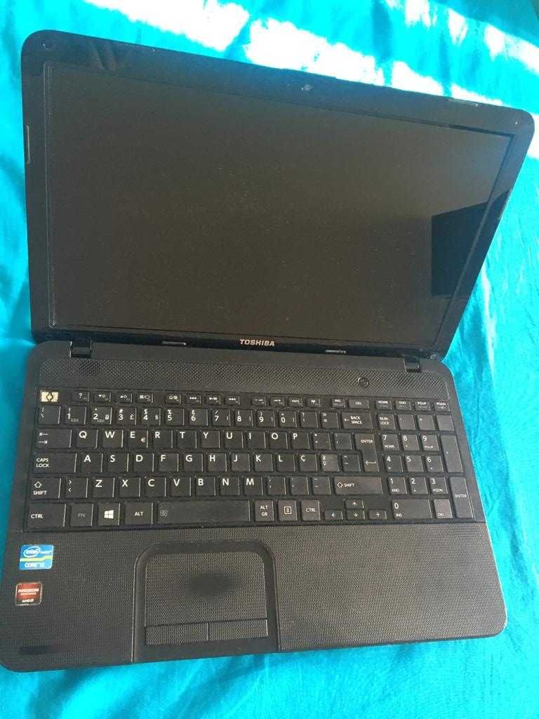 Toshiba Satellite C855-2CK 15'' s/ bateria (avariado)