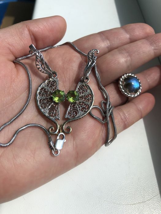 Сережки срібні орінго Oringo натуральний перидот родій позолота