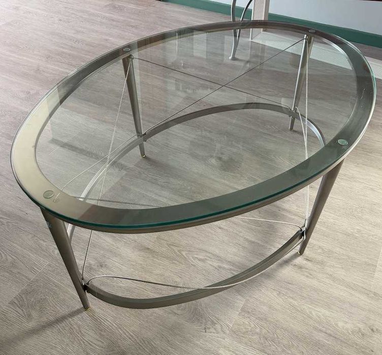 Mesa de centro prateada