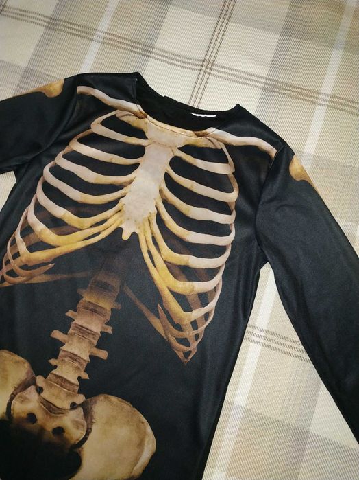 Скелет реалістичний на Хеловін 10-12 років