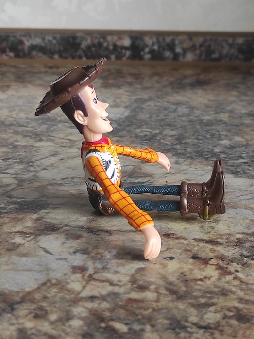 Іграшка Ковбой Вуді Історія іграшок Pixar