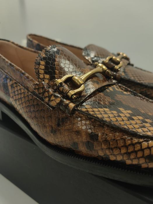 Sapatos Uterqüe em pele