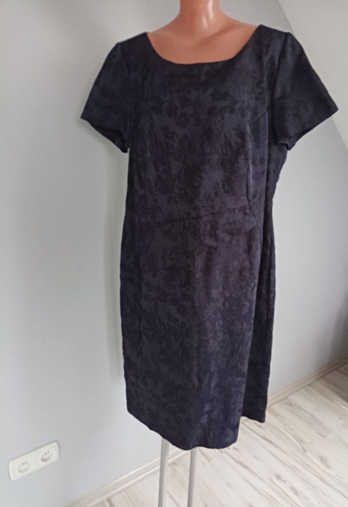 48 3XL 4XL 46 kaskada sukienka granatowa czarna koronka