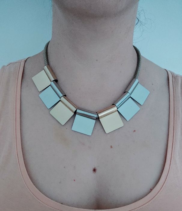 Fio Parfois dourado e prateado