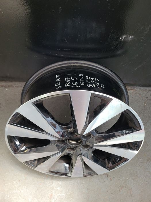 Felga alu 5x100 17" 6.5J et48 Seat Arona  6F9
