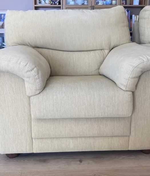 2 Sofás Poltronas tecido