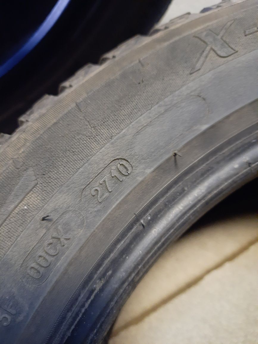 Продам шины  215/55/17  98T Michelin x ice north шип.