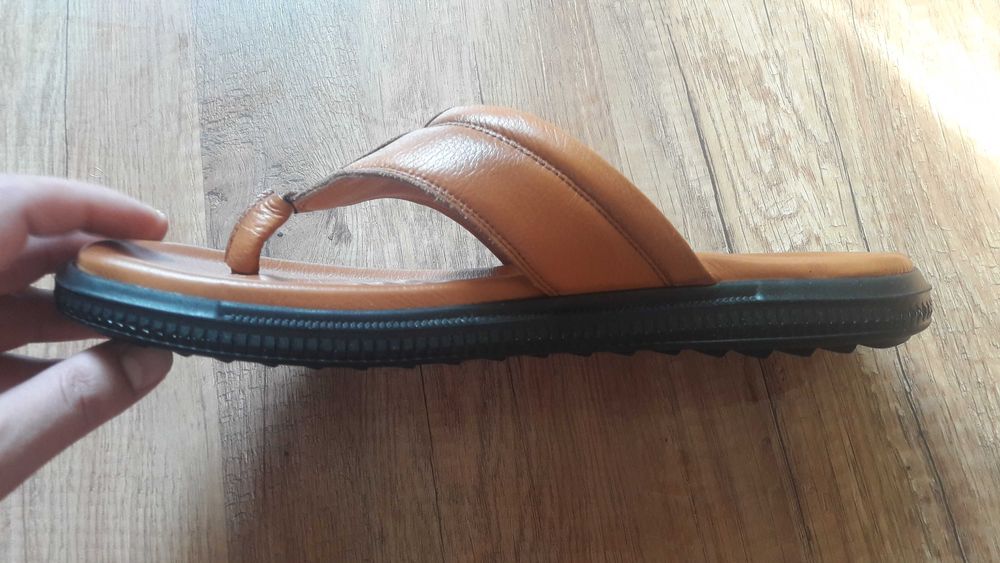 Шлёпки кожаные мужские через палец. Турция