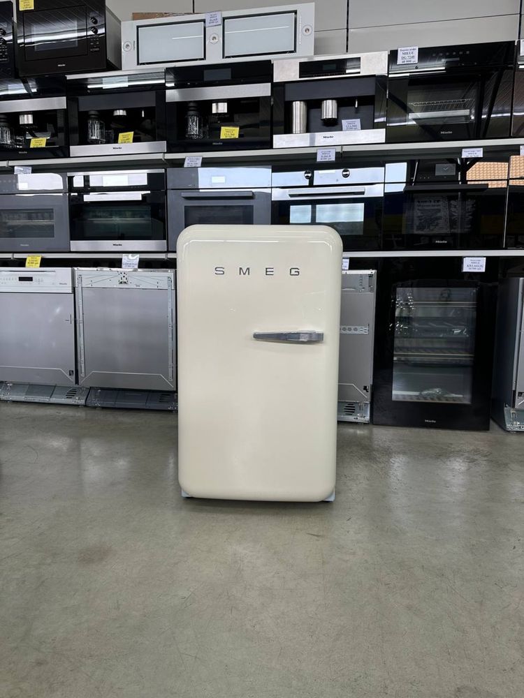 Холодильник Miele FAB 10 PS Італія