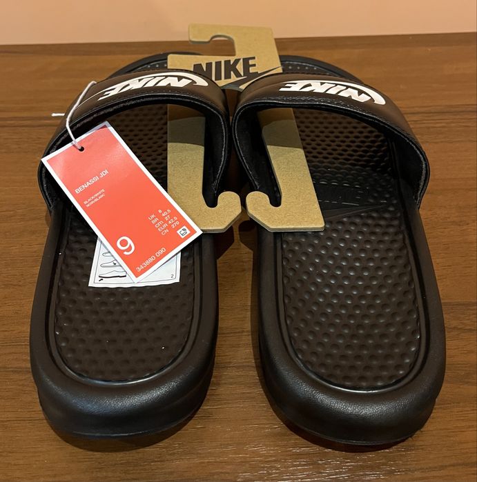 Шлепки-тапочки-сланцы Nike  Benassi jdi 42.5