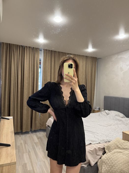 Платье черное Zara