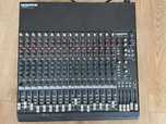 Mackie CR-1604 VLZ konsola do mikrofonu / miksera liniowego