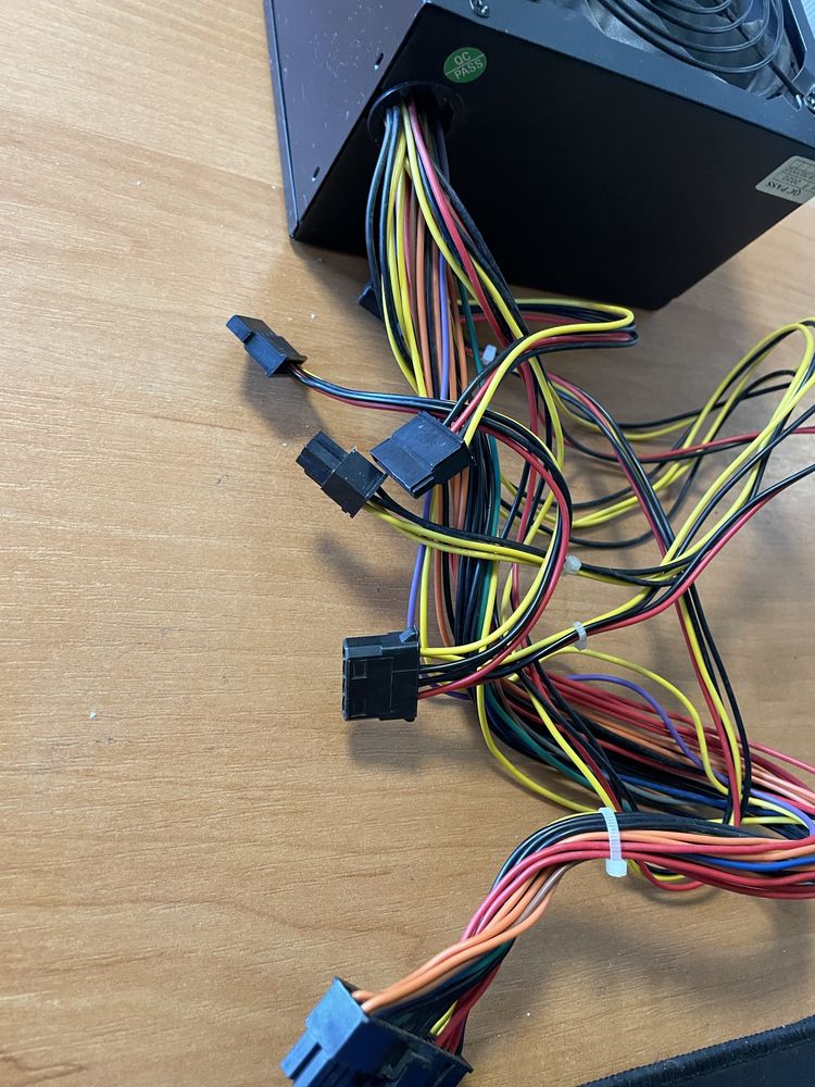 Блок живлення Vinga 400W