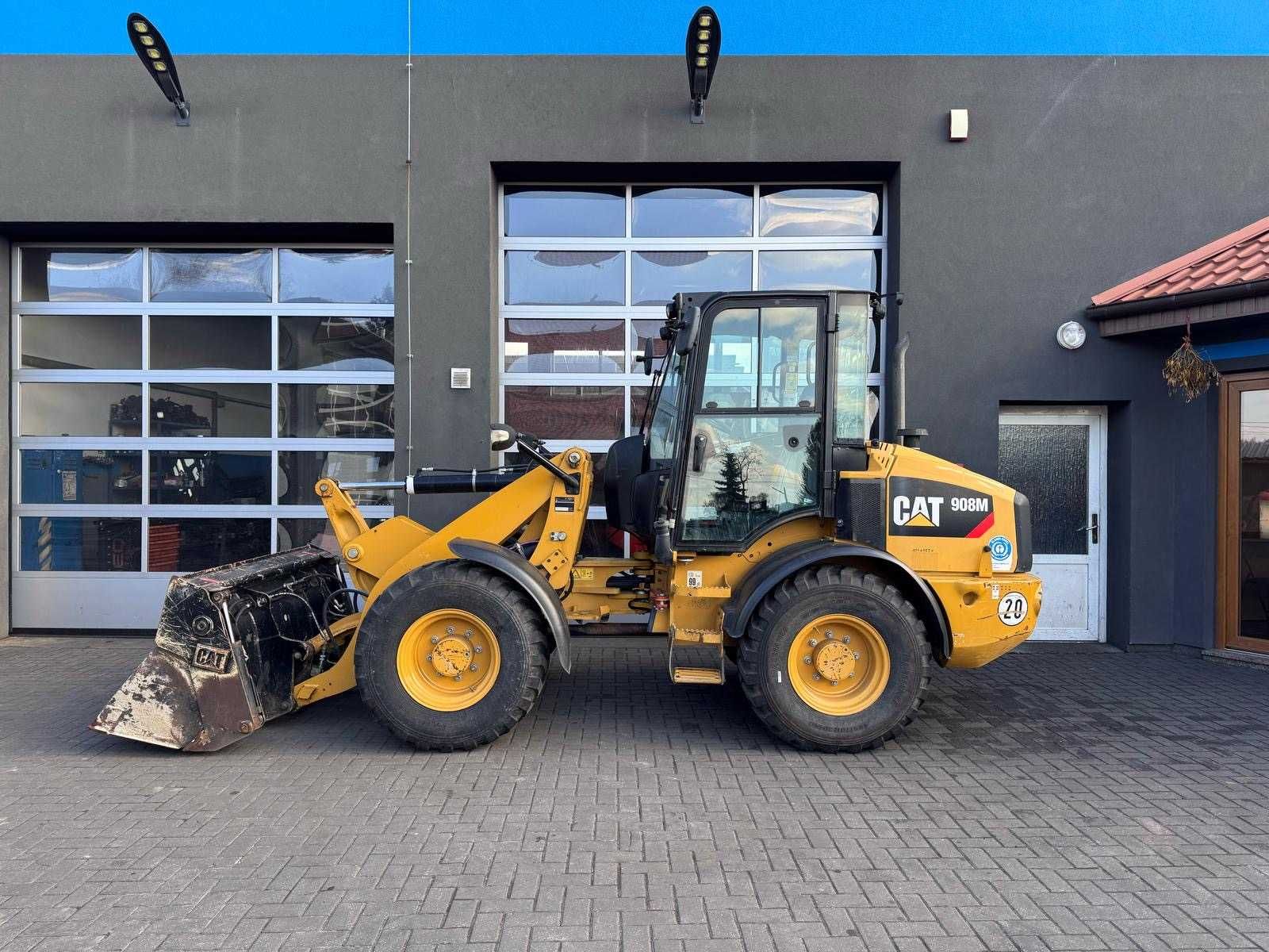 Ładowarka Caterpillar Cat 908 M 2019 rok 2997 H